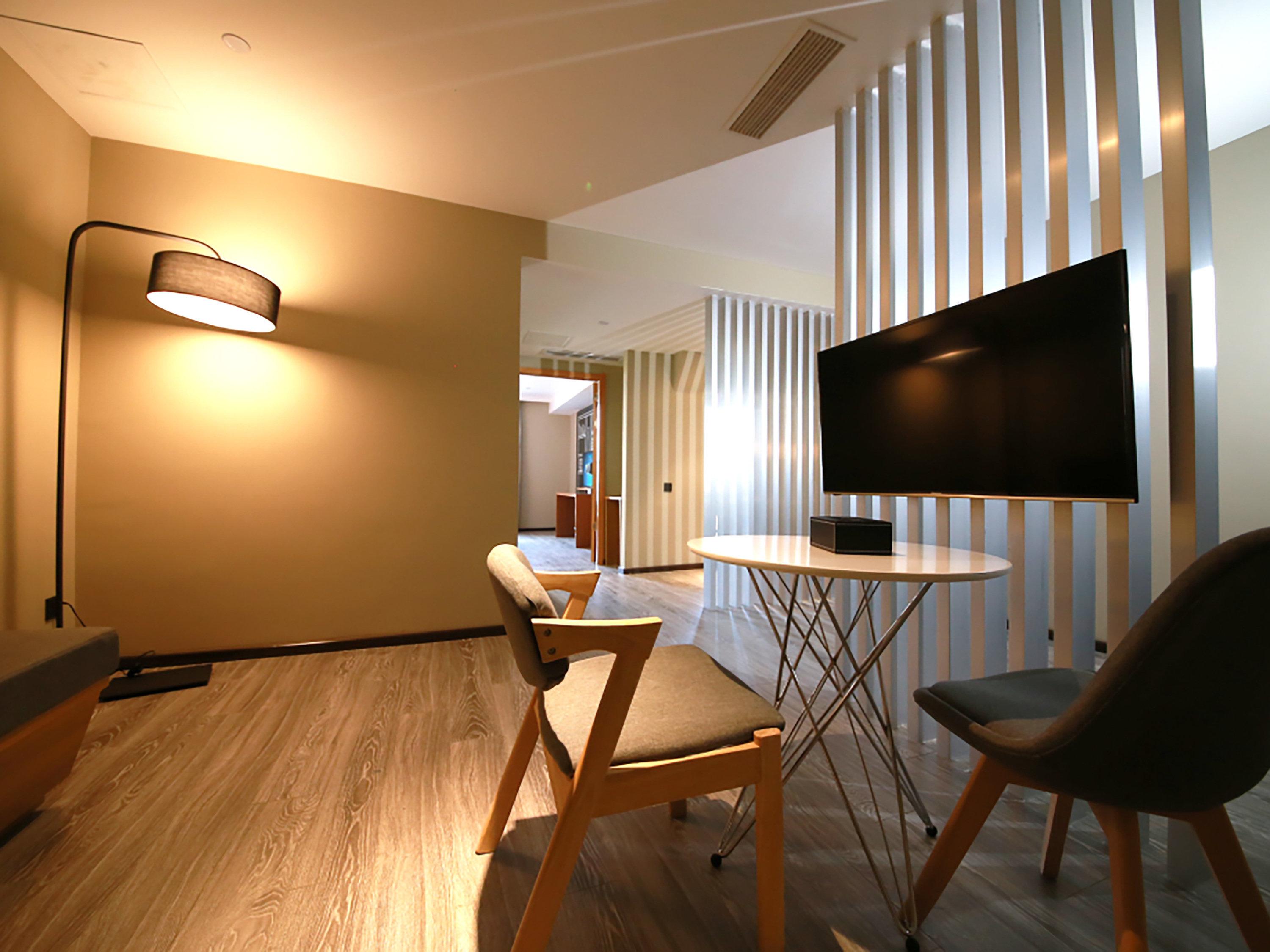 โรงแรมไอบิส ซุยหนิง Suining  ภายนอก รูปภาพ